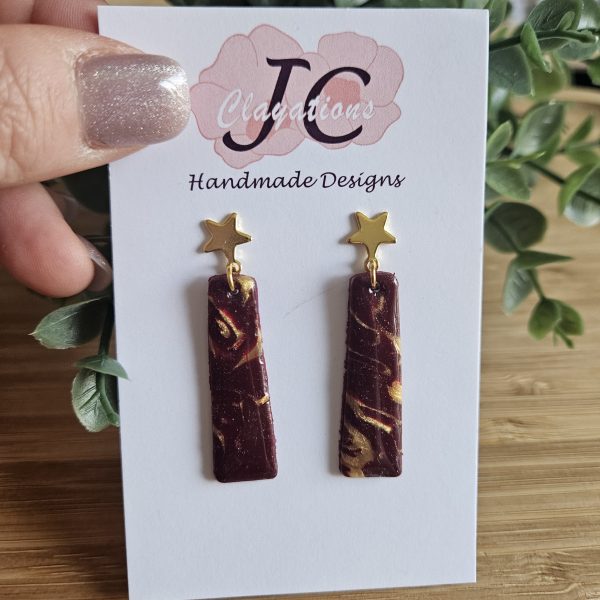 Maroon marble star dangle