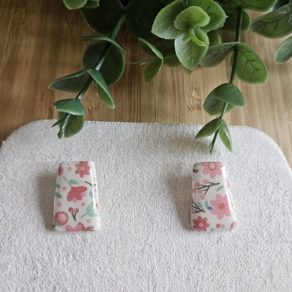 Floral print studs